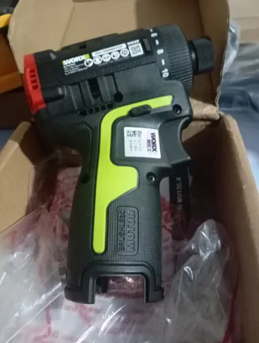 Parafusadeira de impacto sem fio worx