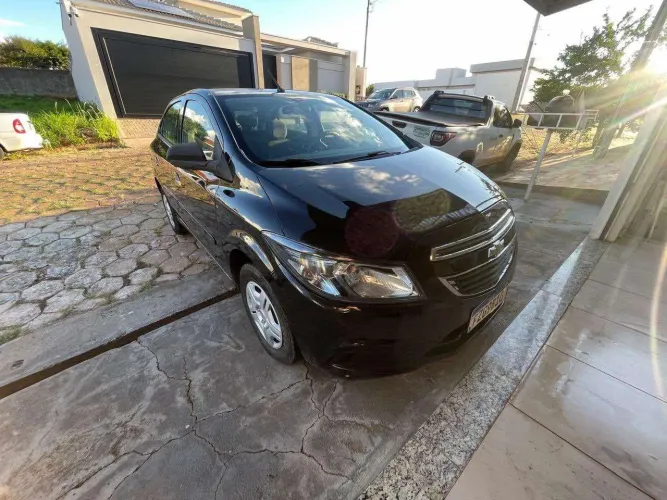 Chevrolet Onix Hatch LT 1.0 8V Flex Power Mec. 4P 2015