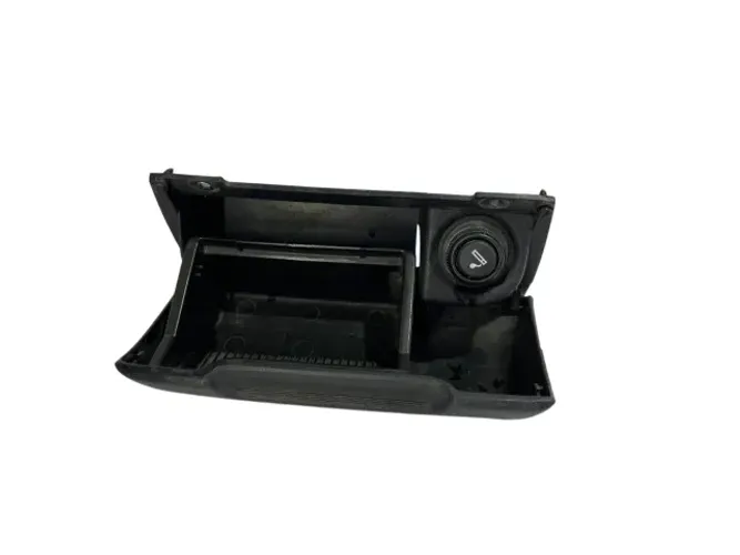 Cinzeiro Acendedor Porta Objeto Painel GM Corsa Corsinha 96-2002 
