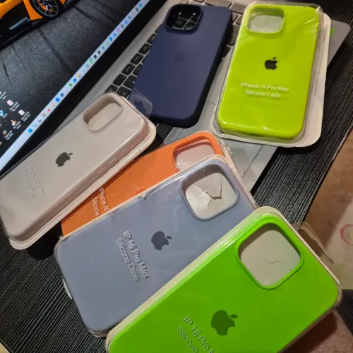 Capa Silicone iPhone 16 Pro Max