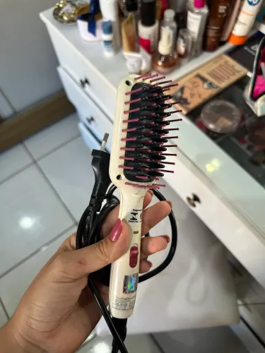 Escova Alisadora Gama Italy - Pouco Uso