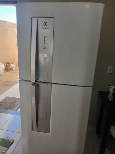 Geladeira electrolux