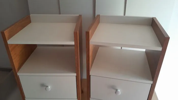 Mesa de Cabeceira MDF Premium c/ Gaveta e Corrediça Telescópica