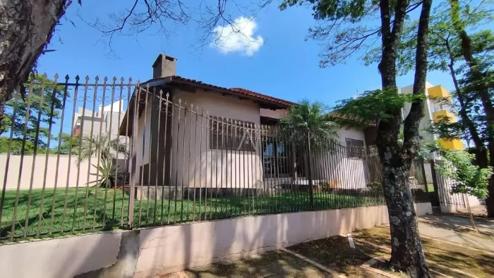 Casa Comercial 5 quartos para aluguel no Bairro JARDIM LA SALLE em TOLEDO por R$ 8.000,00