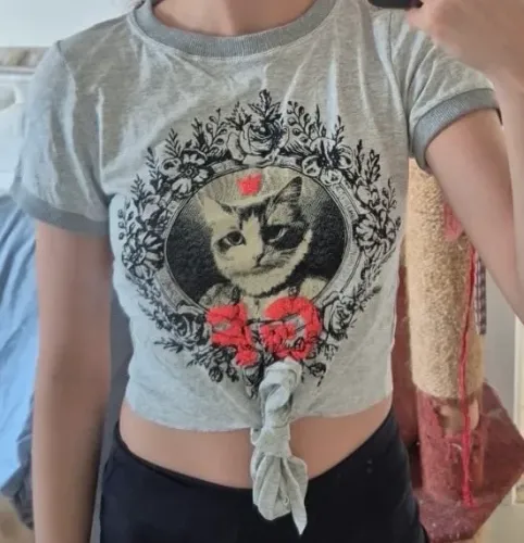 Blusa Cropped com amarração tamanho P com estampa de gatinho - NUNCA USADA, NOVA