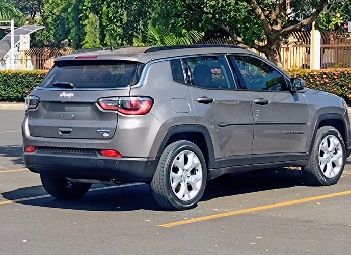 Jeep Compass Longitude 2.0 4X2 Flex 16V Aut. 2021