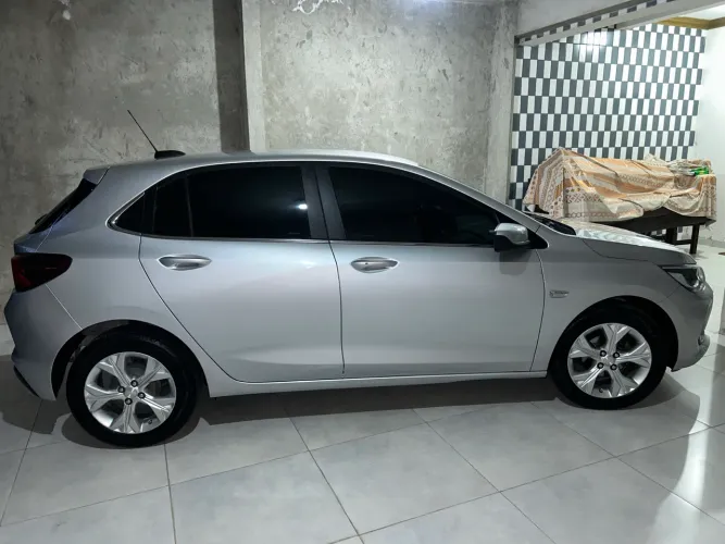 Chevrolet Onix Hatch Premier 1.0 12V TB Flex Aut. 4P 2020