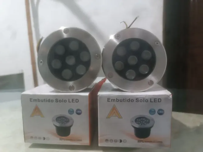 Luminriasembutir LED 7W bco quente