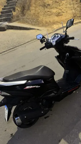 Moto elite 125