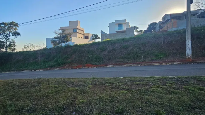 Excelente lote em Pedro Leopoldo
