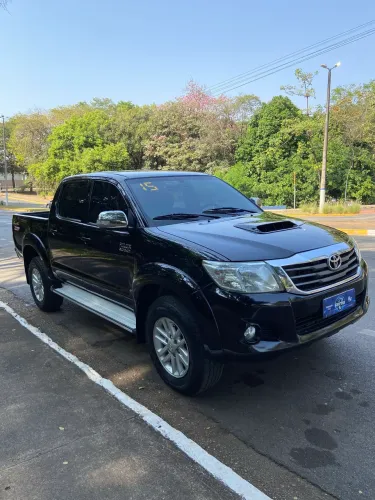 Toyota Hilux CD SRV D4-d 4X4 3.0 TDI Diesel AUT 2015
