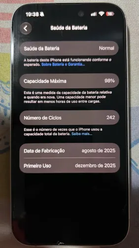 iPhone 16 