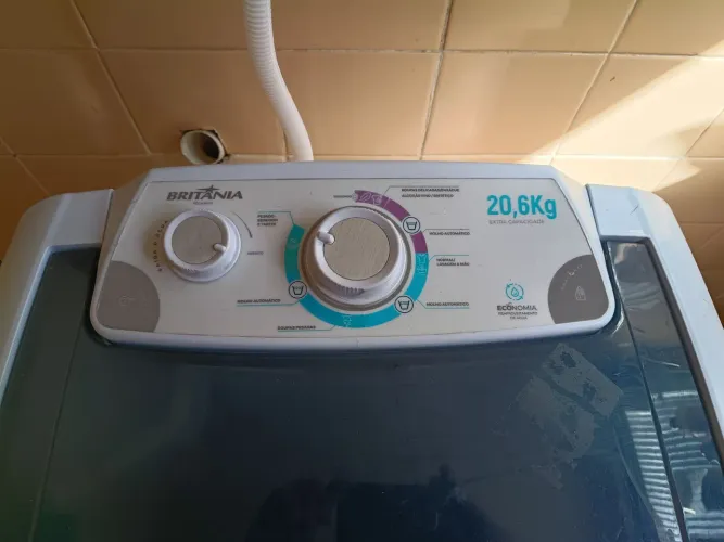 Tanquinho semi automático Britânia 20kg 220volts