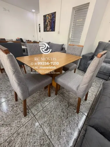 Mesa de jantar 1,20x0,80 tampo Amadeirado + 4 Cadeiras Madeira maciça