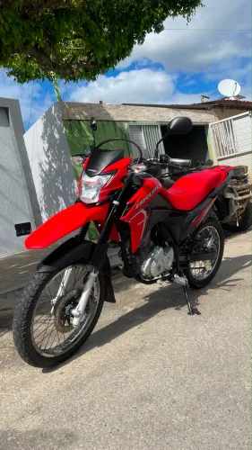 VENDO BROS 2024 POUCO USADA