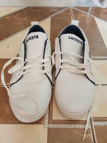 Vendo tênis baixo Lacoste