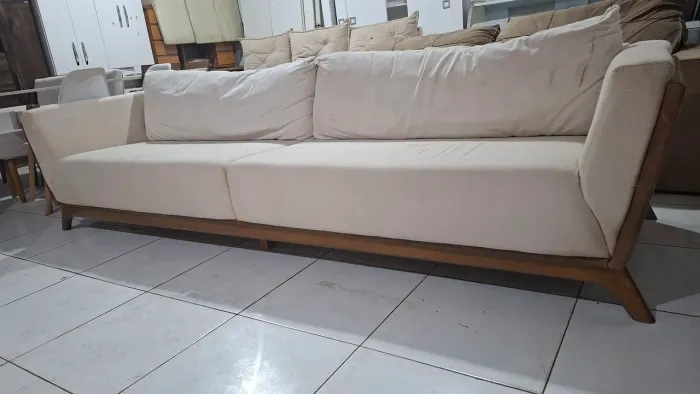 Sofa 2 almofadas soltas