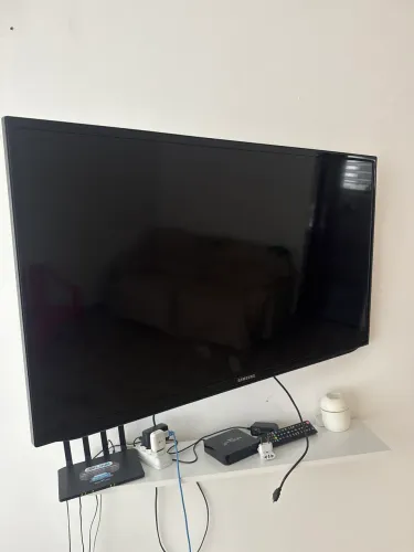 super oferta. TV 40 polegadas 