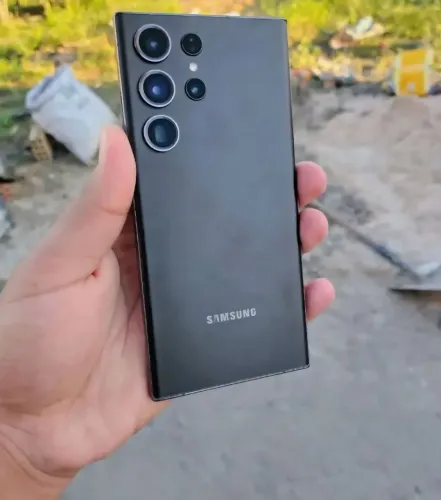 S23 Ultra, 256 Gb, 1 ano de uso, 3.000