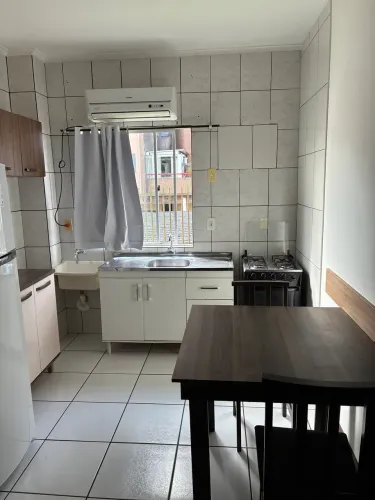 Kitinete mobiliada bairro América Joinvile R$ 1.400