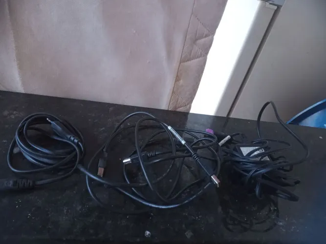 Cabo energia Hp,USB e fonte