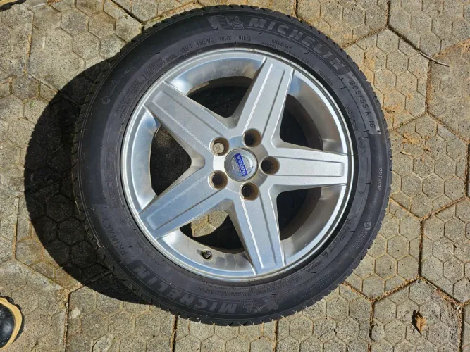 Roda para carro volvo c30 2008