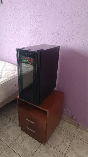 Adega climatizada Samsung - Pouco uso
