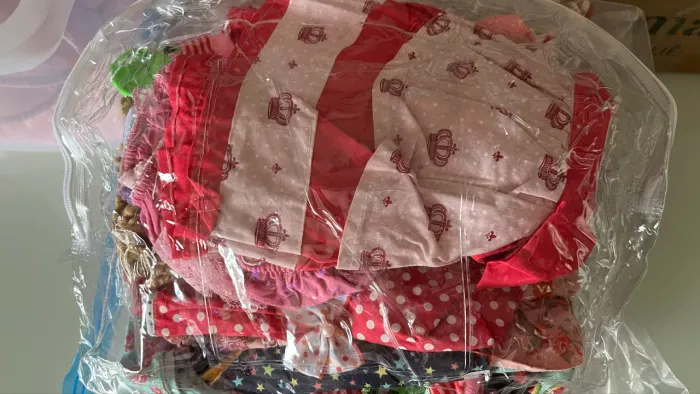 DOAÇÃO ROUPINHAS PARA PET FÊMEA TAM P/M