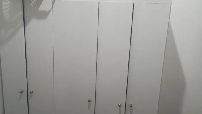 Vendo guarda roupa pequeno