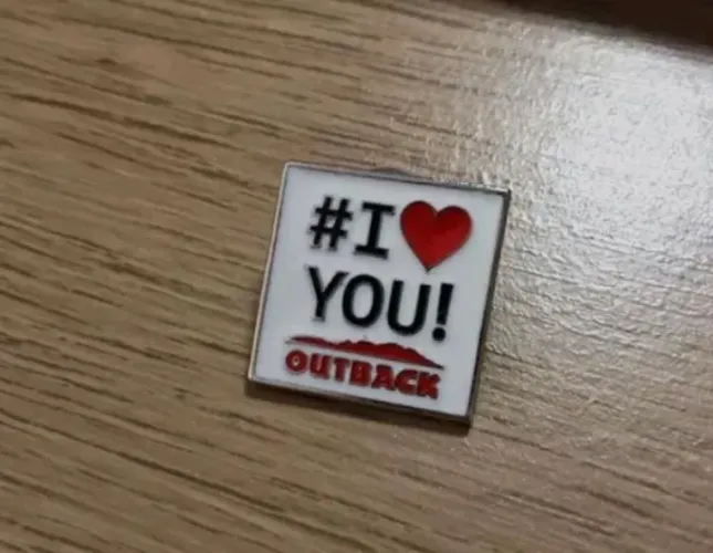PIN DO OUTBACK (DIA DOS NAMORADOS)
