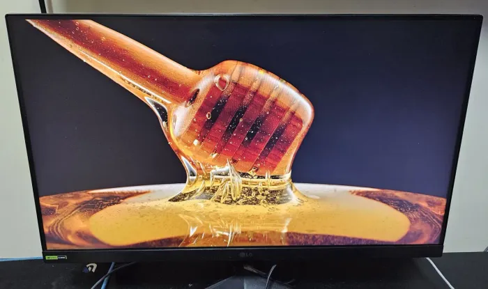 LG ULTRAGEAR 24" FHD 180HZ