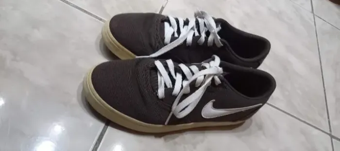 Tênis Nike número 39