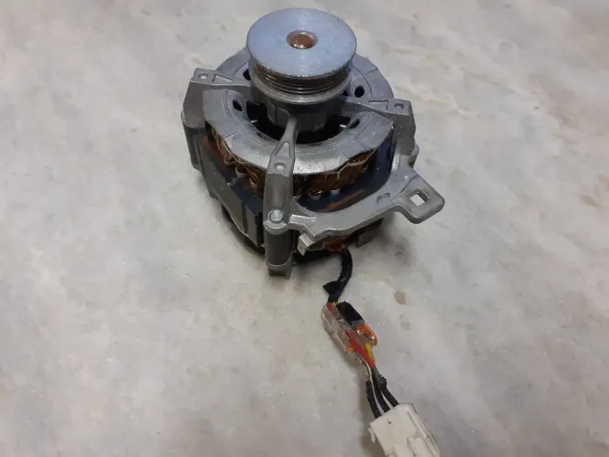 Motor Maquina de Lavar Roupa Consul 220V Funcionando Perfeitamente