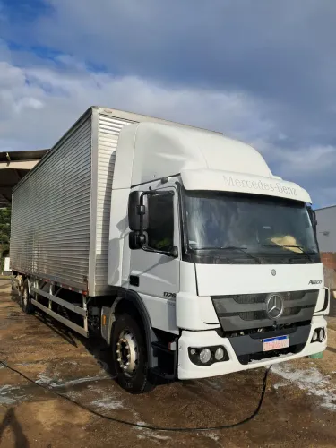 Mercedes bens 1726