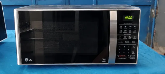 Microondas lg Easy Clean 30 Litros 127v