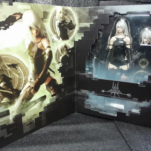 Play Arts Kai Nier A2 Deluxe Edition LACRADA
