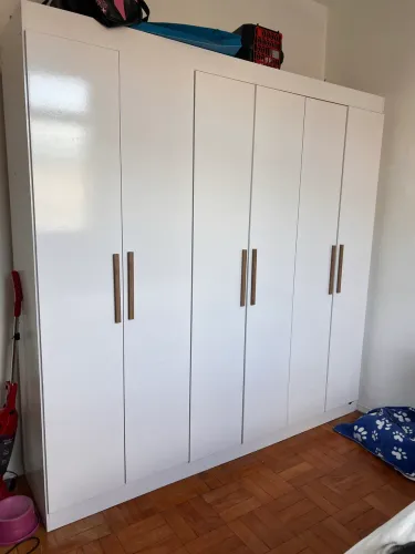 Guarda-roupa 6 portas