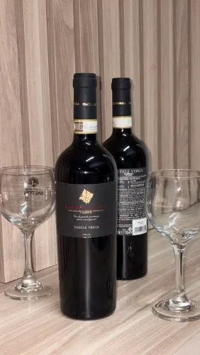 Vinho Bárbara D' Asti - Natale Verga - Tinto Seco 750ml 13% vol