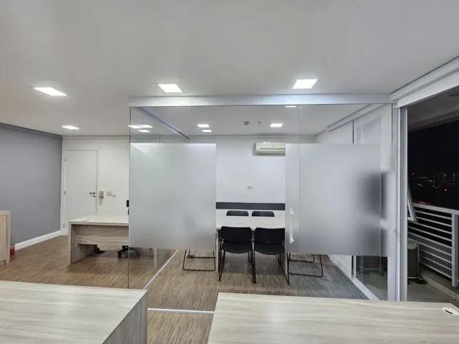 Kitnet/ Studio com 1 Quarto(s) e 1 banheiro(s) para Alugar, 35 m² por R$ 2200 / Mês