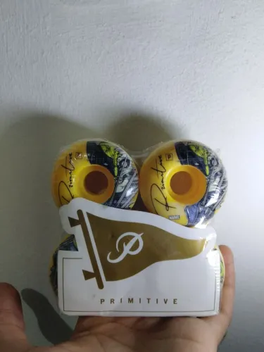 Kit 4 rodas de skate Primitive x Marvel Venom (52mm 101a)