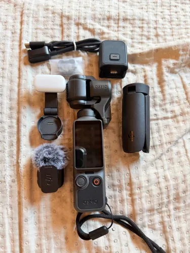 DJI OSMO POCKET 4 CREATOR COMBO