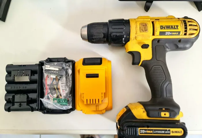 Parafusadeira Dewalt 20v