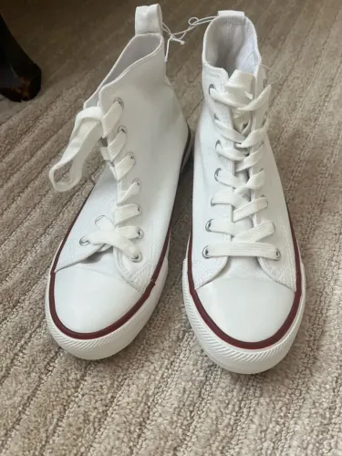 Tenis Novo n.35