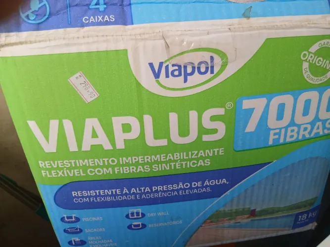 Meia caixa de VIAPLUS 7000