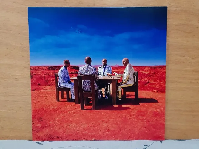 Disco de vinil: Muse - Black Holes And Revelations