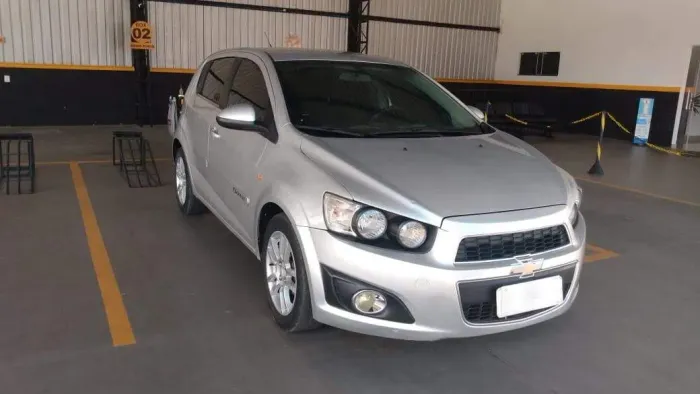 Chevrolet Sonic HB LT 1.6 16V Flexpower 5P Mec. 2013