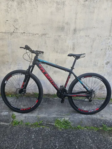 Duas Bicicletas GTSM1 aro 29 shimano 21 marchas. 600 cada