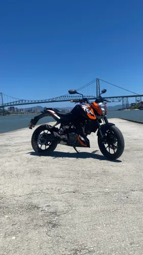 Ktm duke 200