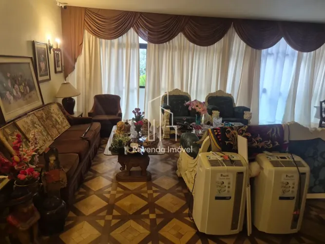 Apartamento de luxo com 3 quartos, 3 salas e 5 banheiros em Santa Cecília, São Paulo-SP - 