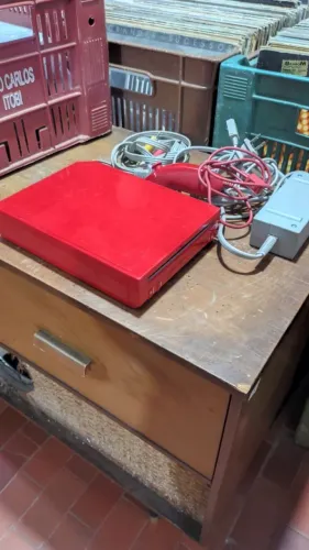 Vendo Nintendo wii edição limitada 25 anos do super Mario (só vem com um controle)